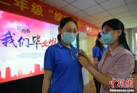 石家庄高三学生爆料新闻,揭秘校园生活背后真相  第1张